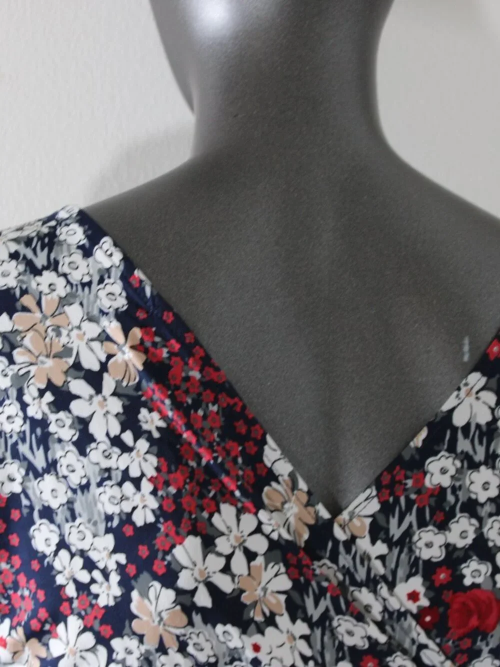Kaileigh Amandine Floral Faux-Wrap Knit Dress Navy Red Medium